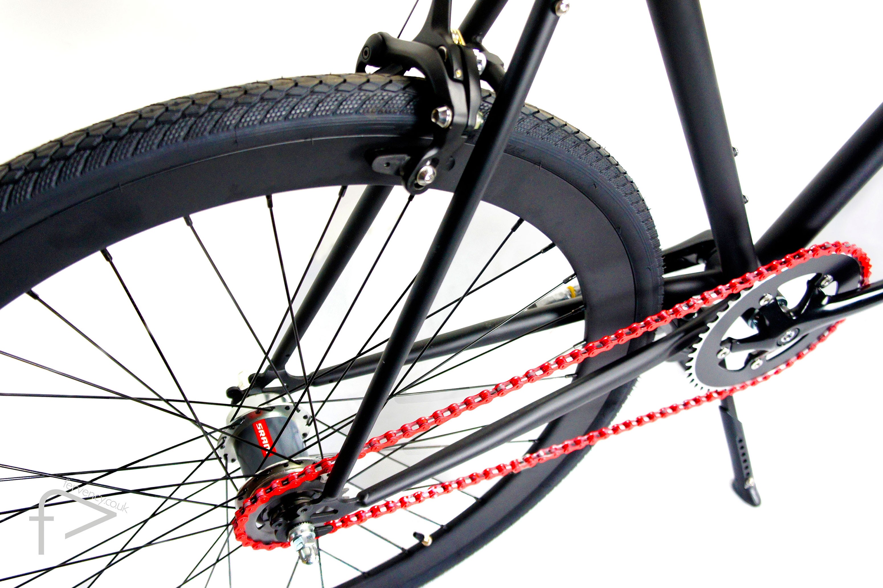 red and black bike chain